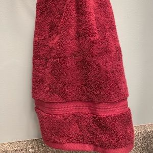 Lot of 4 target fresh anti microbial towels brand new